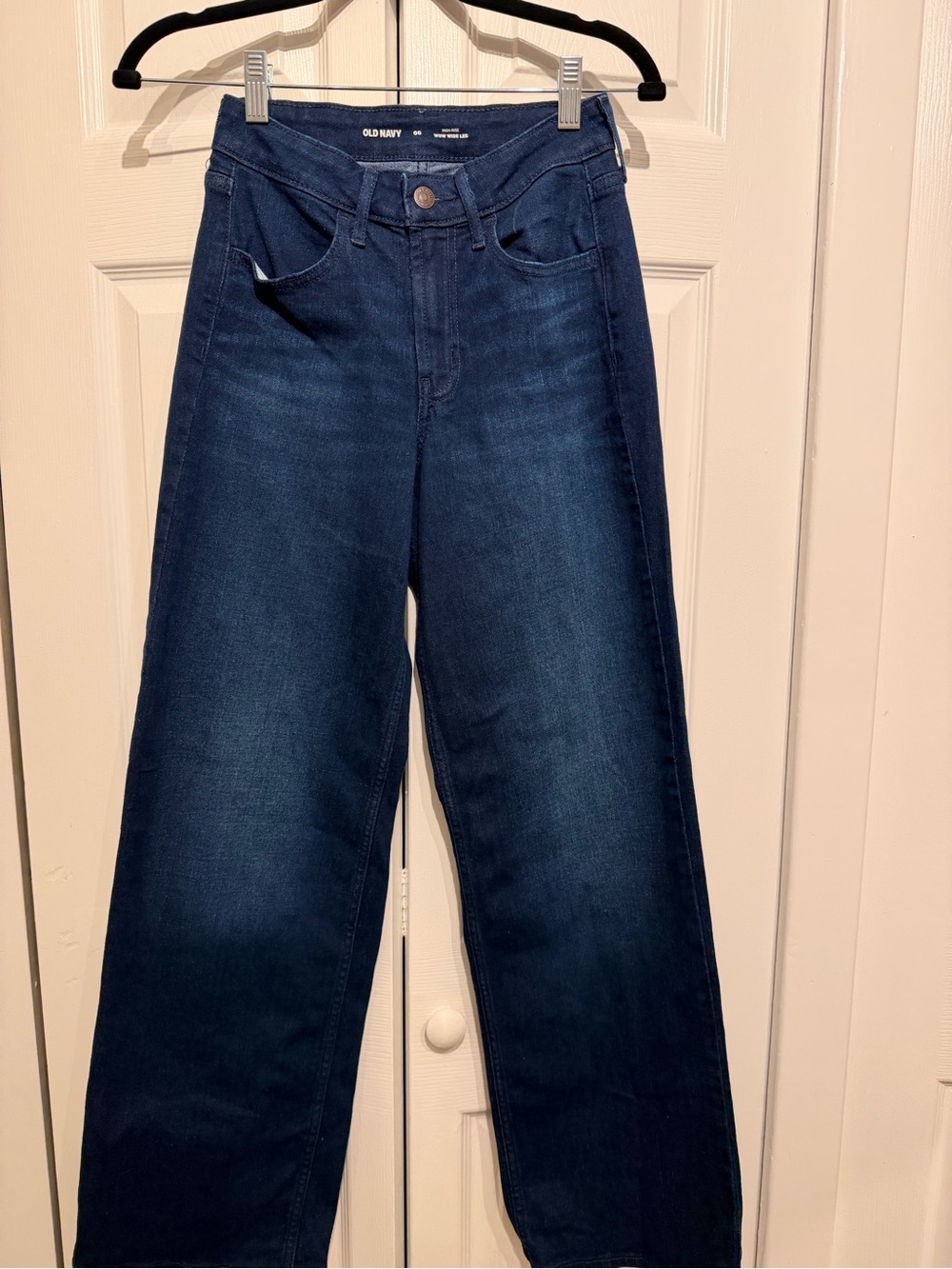 Old Navy Wide Leg Jeans in Deep Indigo Wash